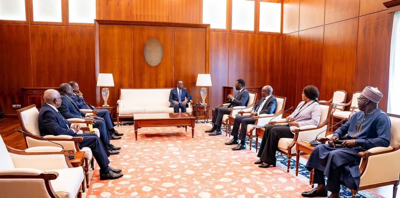 Romuald Wadagni et Joseph Djogb&eacute;nou au Palais de la Marina