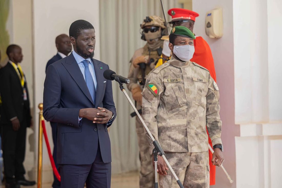 Le président sénégalais Bassirou Diomaye Faye en visite officielle à Bamako au Mali auprès du colonel Assimi Goïta